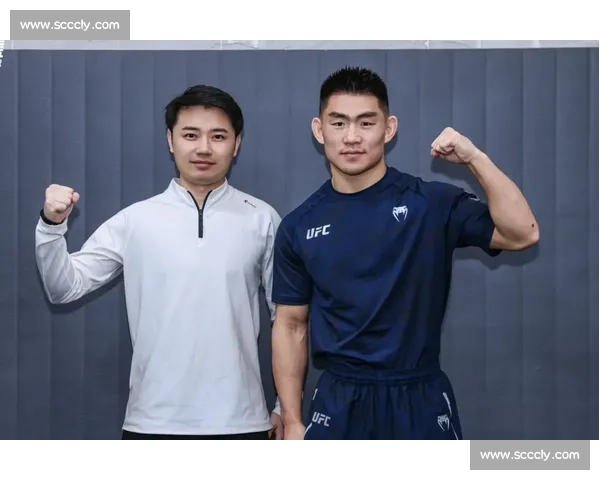 从街头格斗到职业擂台 VS UFC赛事背后的竞技精神与商业博弈探索 从街头格斗到职业擂台 VS UFC赛事背后的竞技精神与商业博弈探索